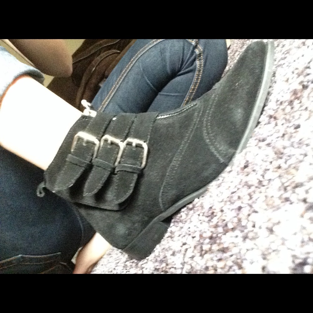 NIB Triple Buckle Booties - Picture 2 of 8